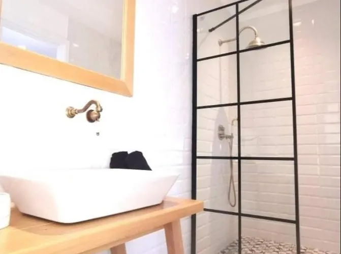 The Lighthouse Sunset View Apartament *