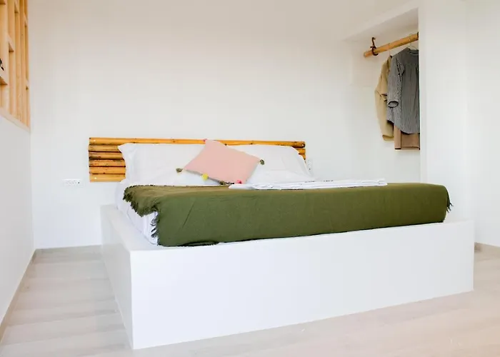 The Lighthouse Sunset View Lägenhet Akrotírion